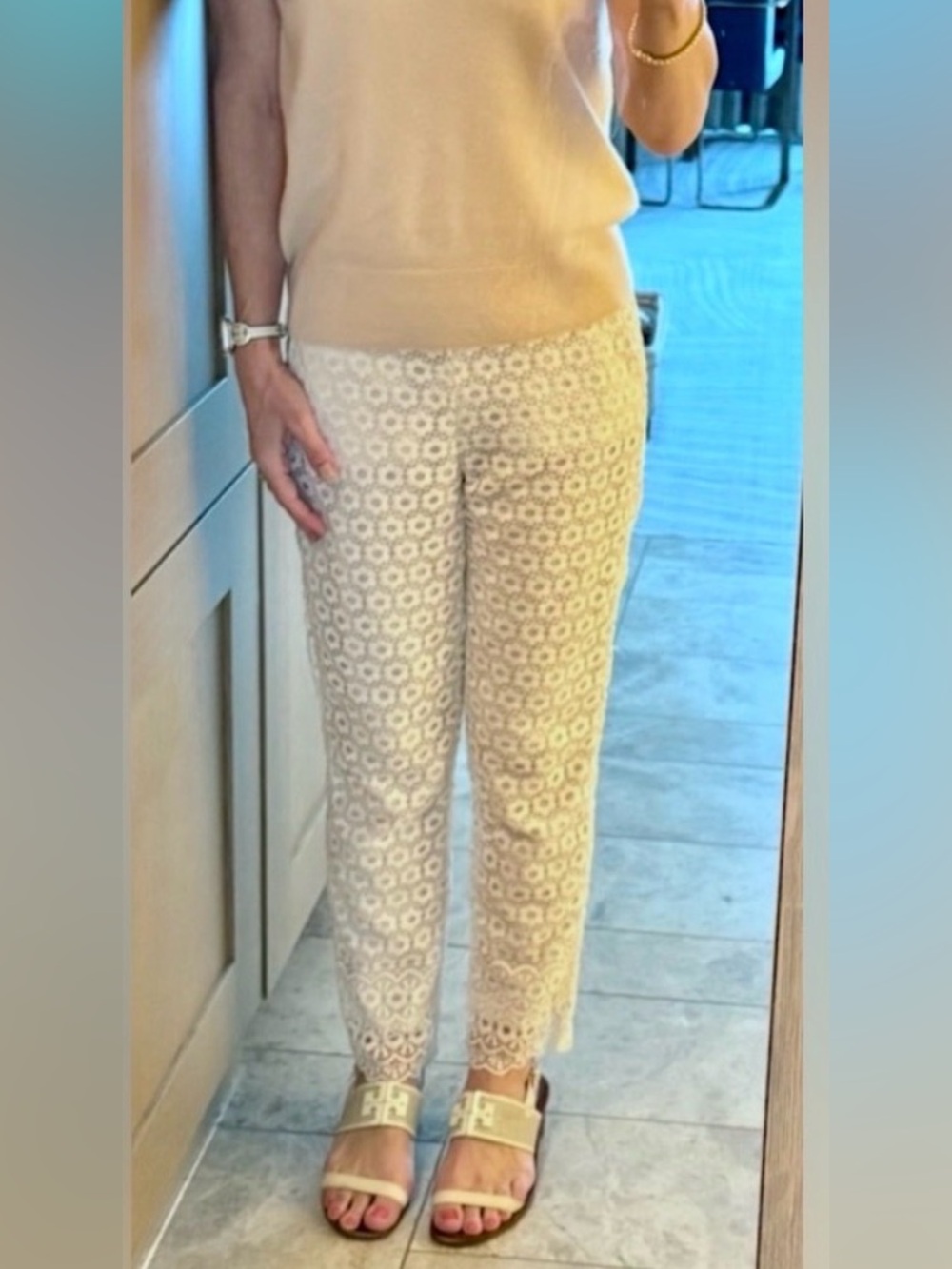 J Crew EUC Cream Daisy Lace Cropped Pants Size 10 Fully Lined